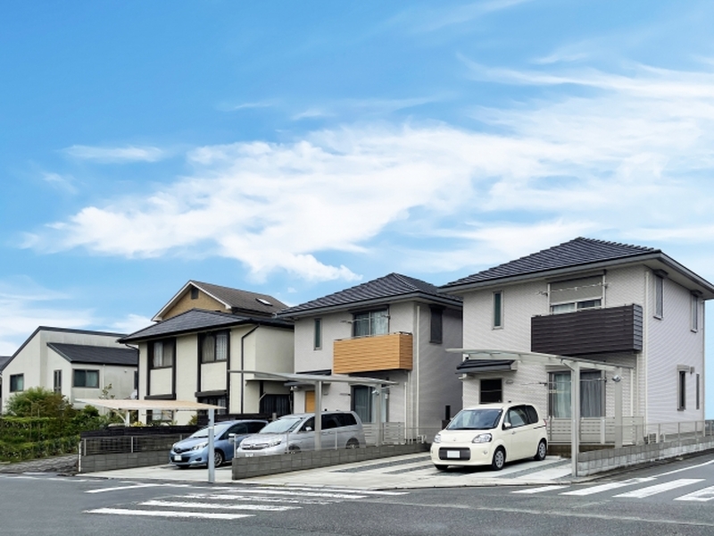 「即時現金化の実現！あなたの不動産、もっと自由に。」